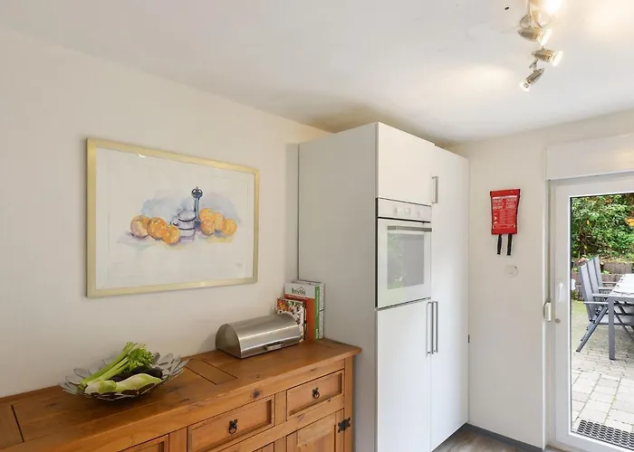 Spacious Holiday In With Terrace Vakantiehuis