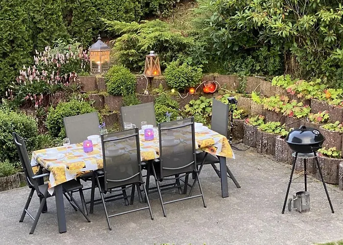 Spacious Holiday In With Terrace Vakantiehuis