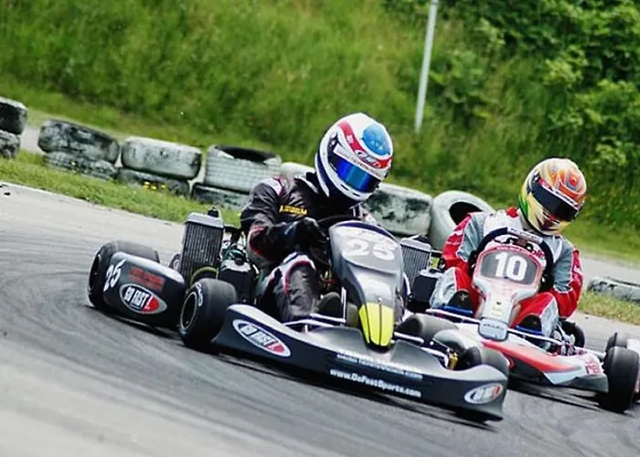 Vakantiehuis Spacious Holiday In With Terrace